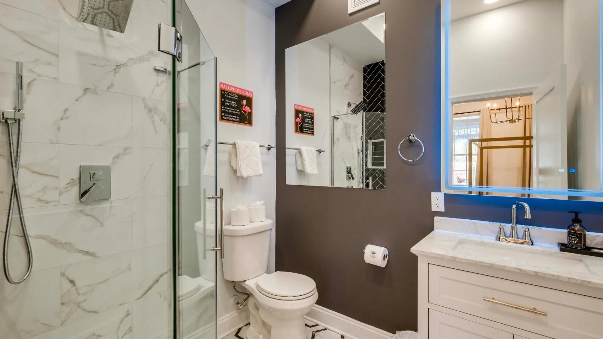 1 Mi To Dtwn Hot Tub Haven In Richmond! Villa