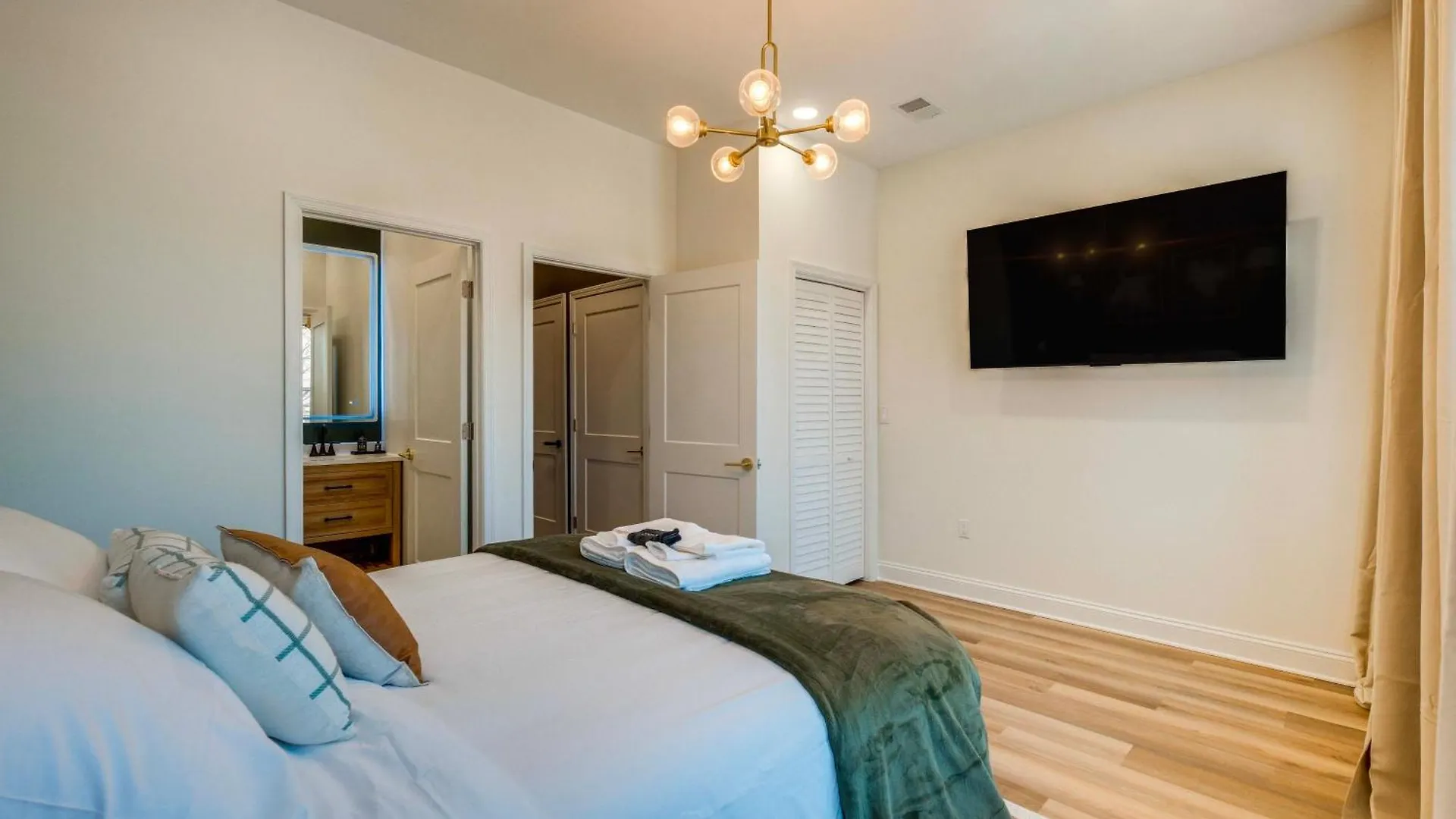 1 Mi To Dtwn Hot Tub Haven In Richmond! Villa Richmond